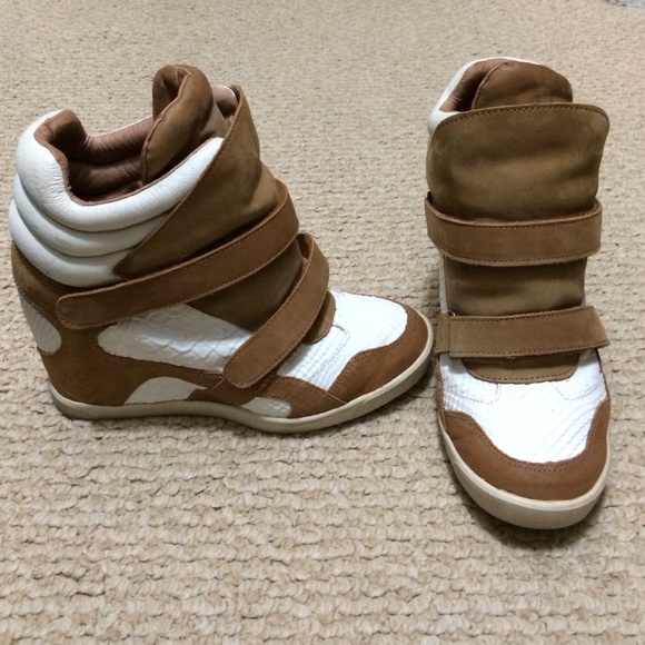 Mia Limited Edition wedge sneakers Sz. 7.5