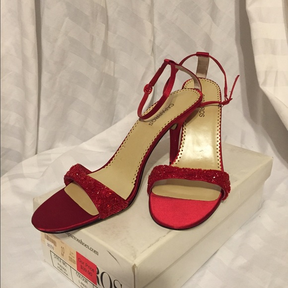 Beautiful Bright Red 3" Heels. Great for Prom!