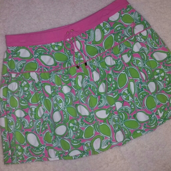 Lilly Pulitzer Dresses & Skirts - !1 HOUR SALE! Lilly Pulitzer Lime Mini Skirt