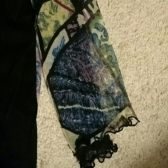 Top - Picture 3 of 4