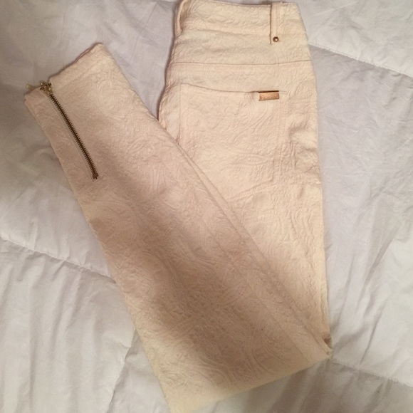 Skinny white H&M jeans