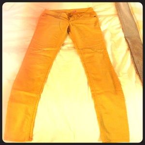 Mustard skinnies