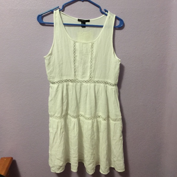 Forever21 white flowy layer dress