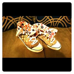 Authentic Signature Coach Shoes