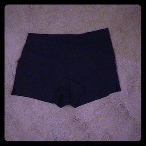 Black shorts with zipped back