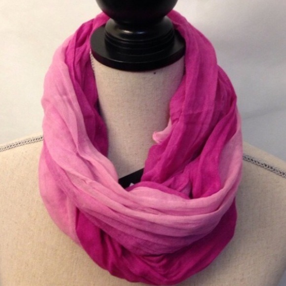 NWT Multicolor ambrosia pink scarf.