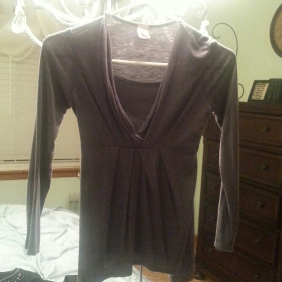 Bundle= 3 tops for girl age 8-10 - Picture 2 of 4