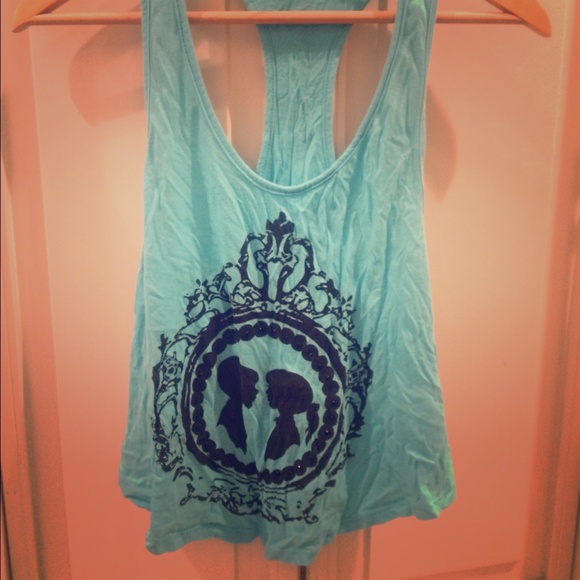 •••Crop Top