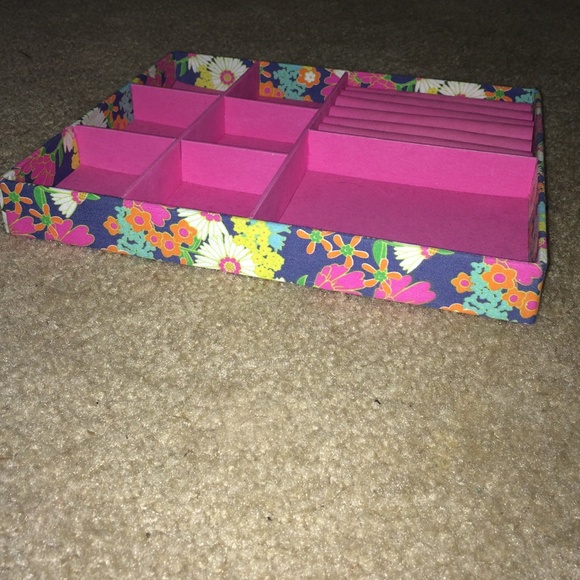 Jewelry organizer
