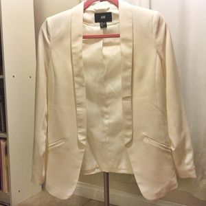 H&M white tuxedo blazer
