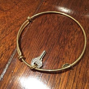 Juicy couture with key bangle