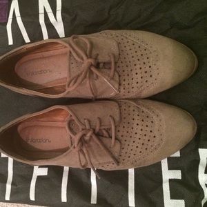 Cutout Tan Oxfords