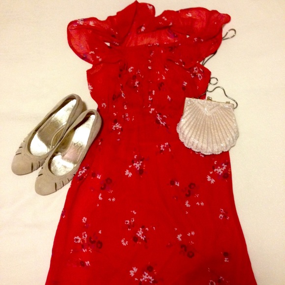 🎈SOLD NEW American Eagle Red Flower Dress