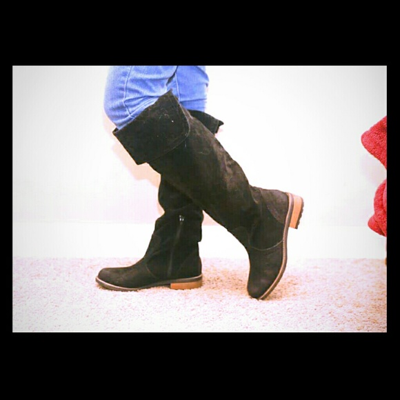Knee high boot - Picture 1 of 4