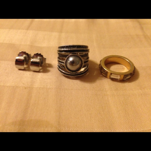Ring/earring bundle