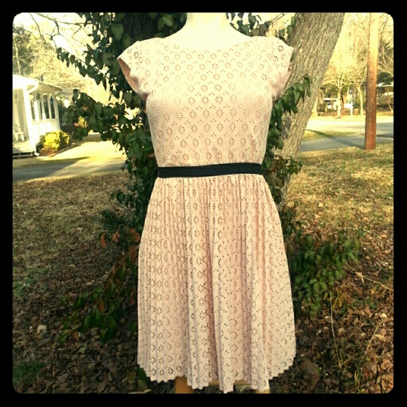 Willow&Clay pink crochet lace dress
