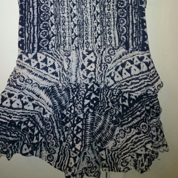 Romper - Picture 2 of 4