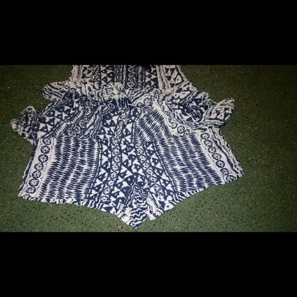 Romper - Picture 4 of 4