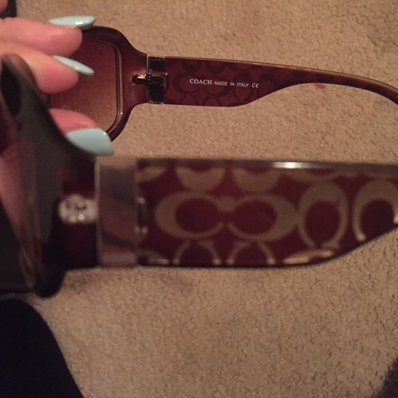Coach sunglasses - Picture 2 of 3