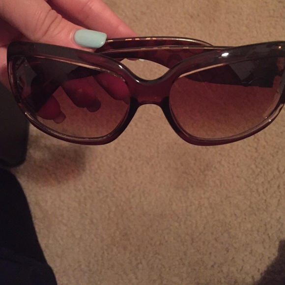 Coach sunglasses - Picture 3 of 3