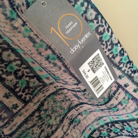 Chiffon Faux-Wrap Tank. - Picture 4 of 4