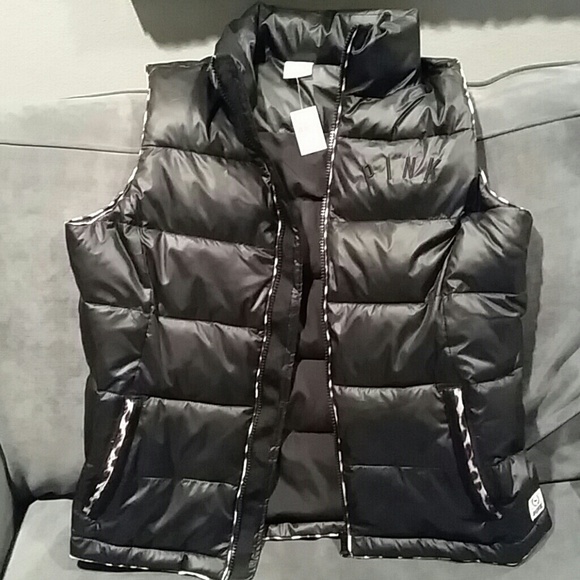 Pink victorias secret quilted vest..new