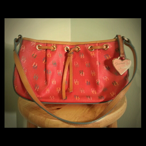 Dooney and Bourke purse New without tags