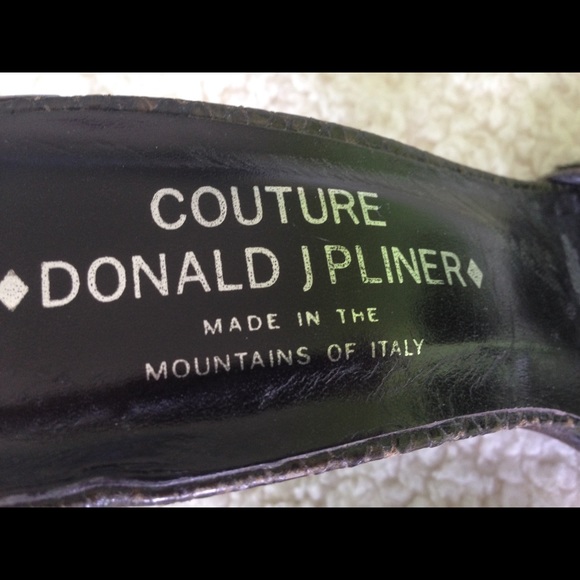 Sandals - Picture 4 of 4