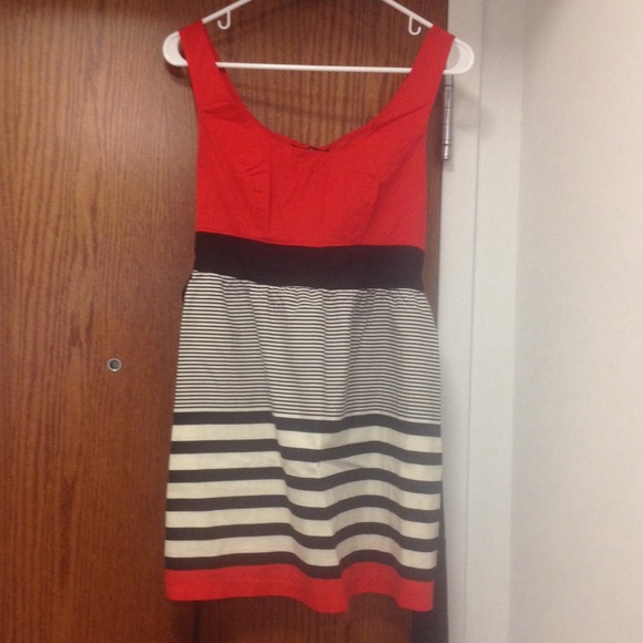 Above the knees pure cotton dress