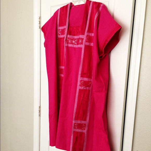 Oriental pink Abaya.