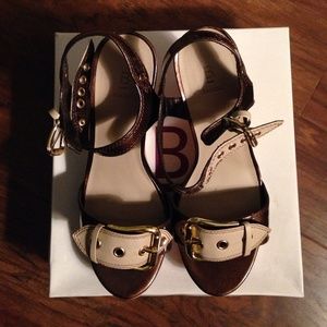 Metallic brown wedges with big buckle!