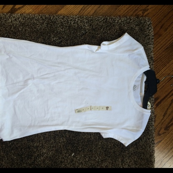 New white tshirt