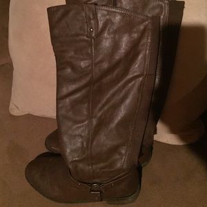 Brown Tall Riding Boots .