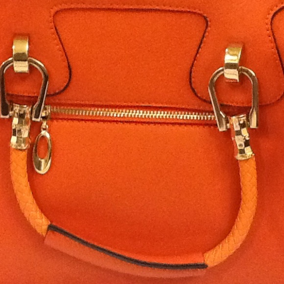 Shoulder bag - Picture 2 of 3