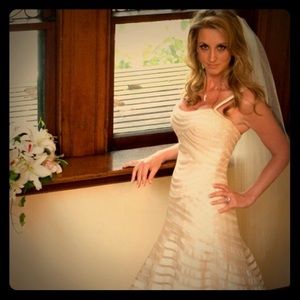 Meet your seller🌹