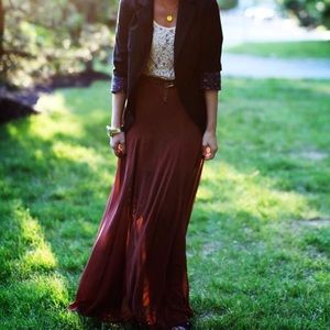 Long maxi skirt