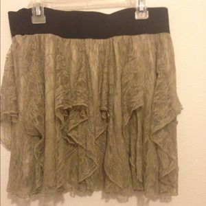 Flowy lace skirt