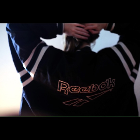 Vintage reebok jacket XL