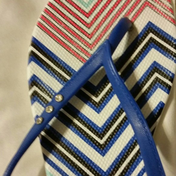 Sold Blue Chevron Sandals - Picture 2 of 3