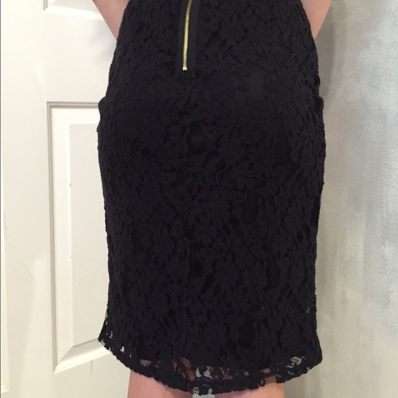Above knee black lace skirt - Picture 3 of 3