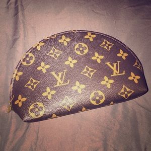 cosmetic bag.