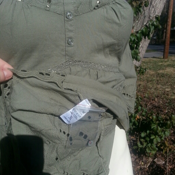 F&F detailed top - Picture 4 of 4