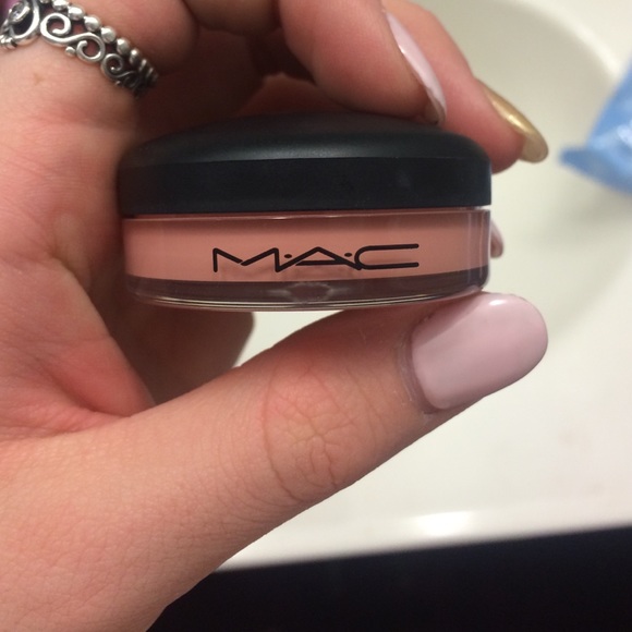 Mac casual color lip and cheek color