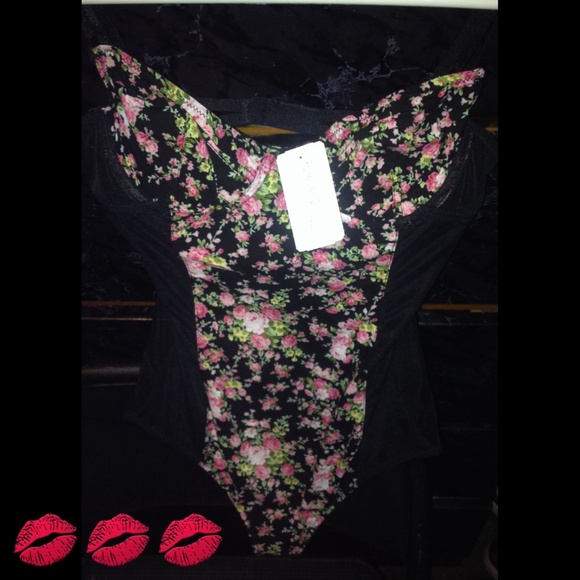 Floral and mesh lingerie forever 21
