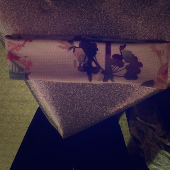 Lululemon headband