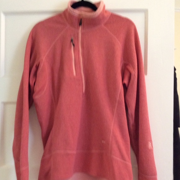 Patagonia Women's R1 Fleece Pullover. *Like New*