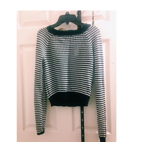 Cute long sleeve top - Picture 1 of 1