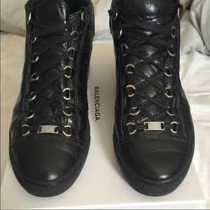 Mens Balenciaga Arena Black size 43