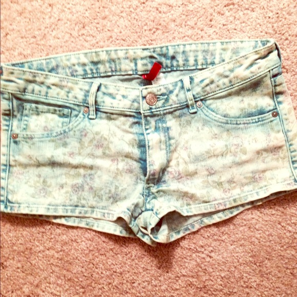 HM shorts