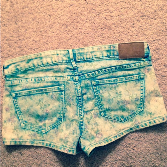 HM shorts - Picture 2 of 2